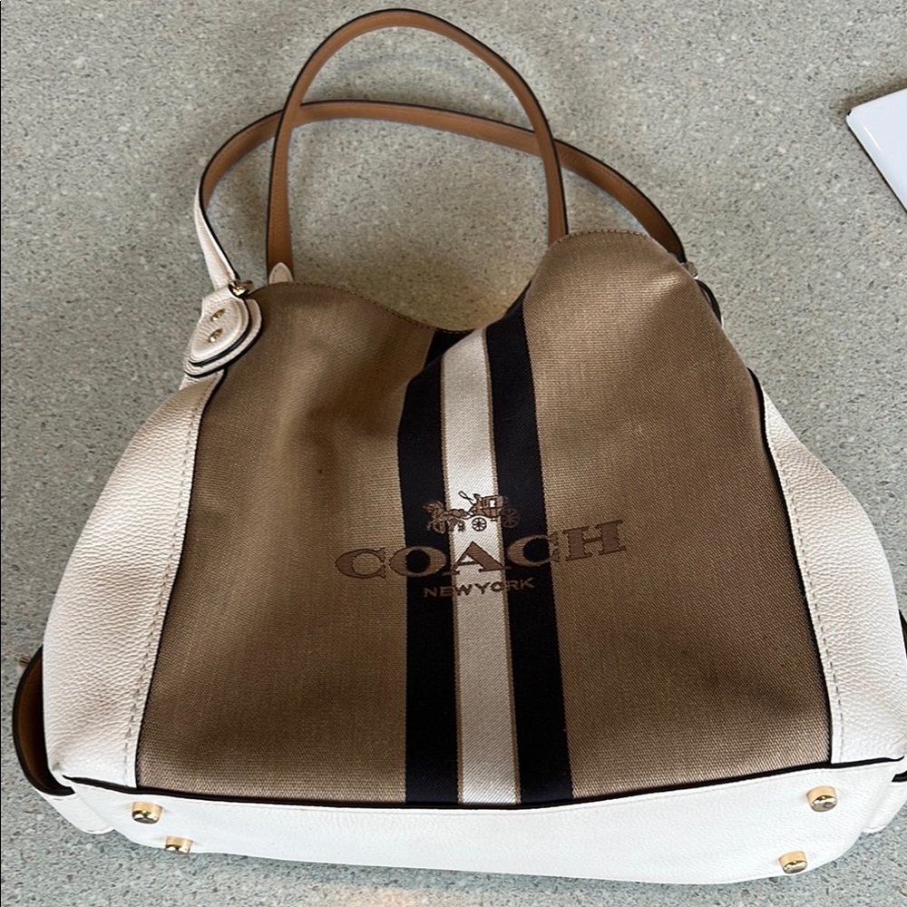 Coach Tan and White Shoulder Bag with Elegant Design